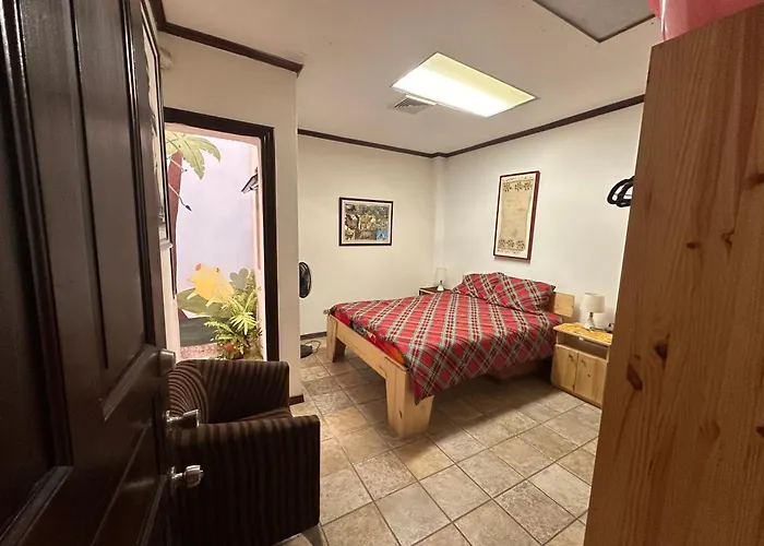 Sofia Apartments In Escalante, San Jose Center